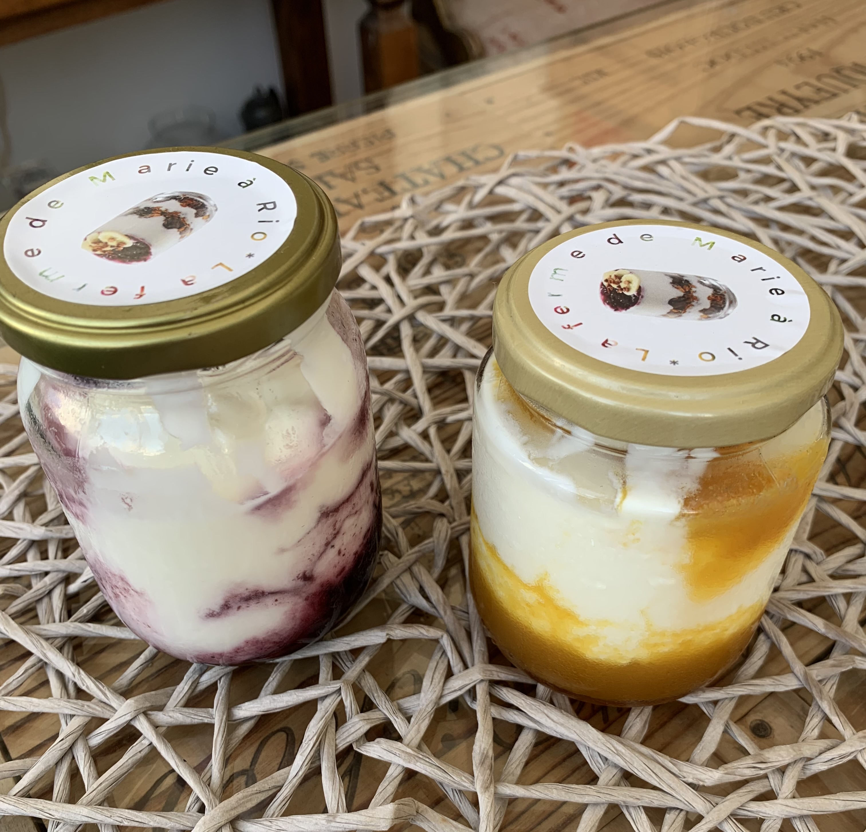 Lot de 4 yaourts grecs au coulis de jabuticaba